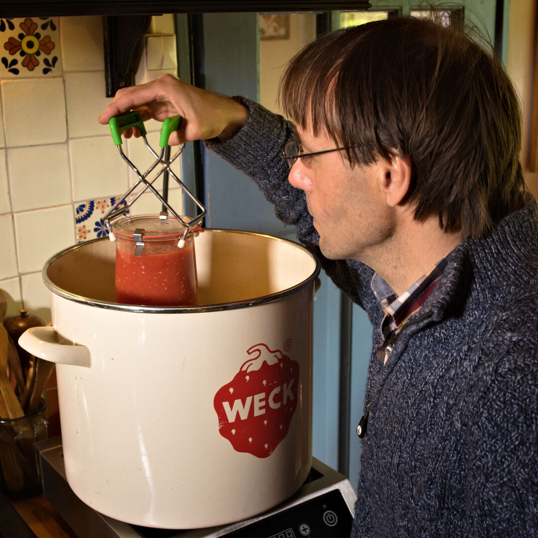 De potten gaan de ketel in De potten gaan de ketel in