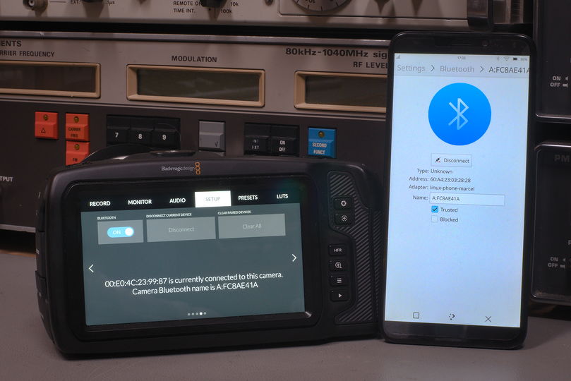 Bluetooth LE bonding. Bluetooth LE bonding.
