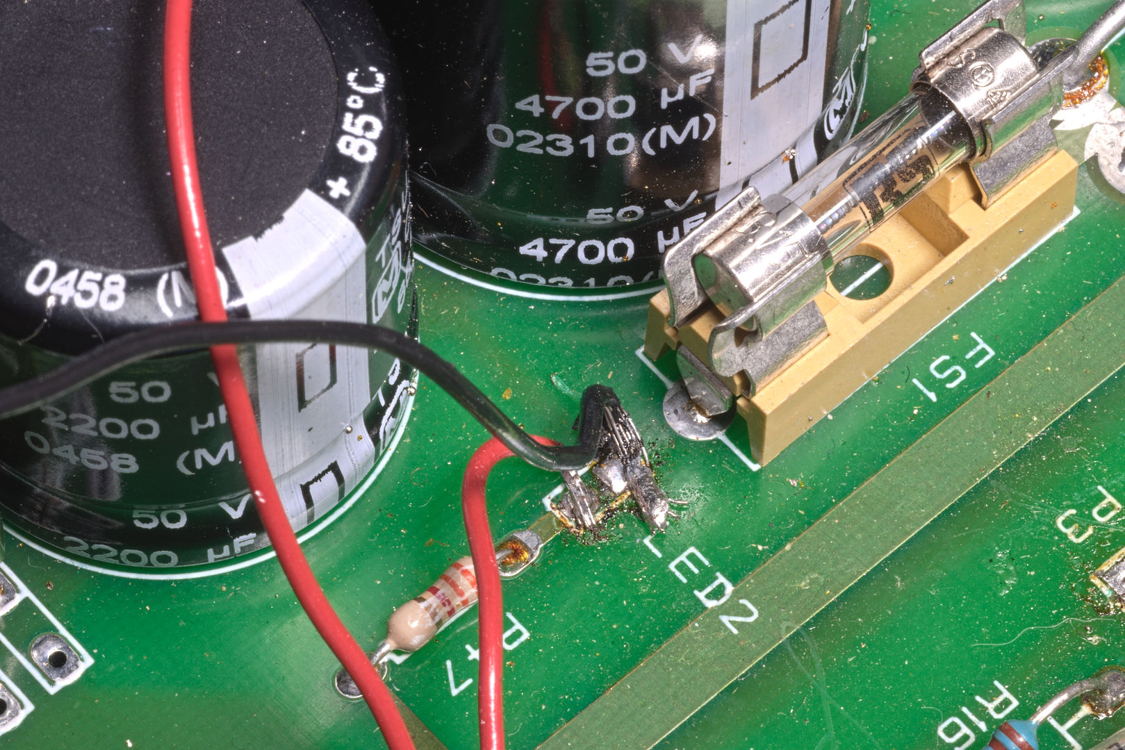 Slechte soldeerverbinding LED Slechte soldeerverbinding LED